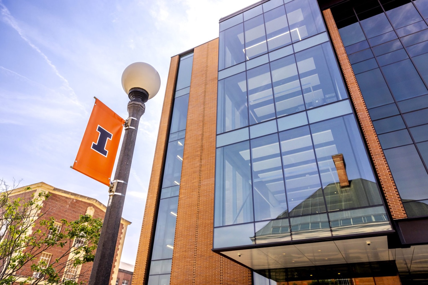 Illinois Building