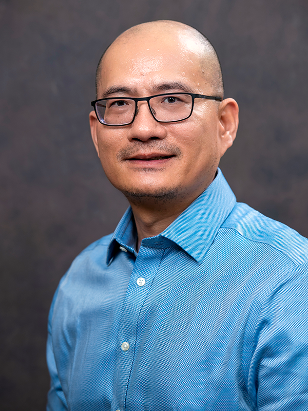 Jiekun Huang